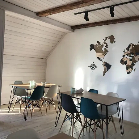 Friends House * 부코벨